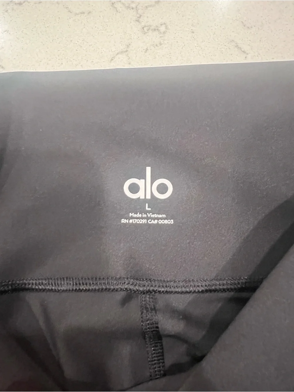 ALO Yoga brand new